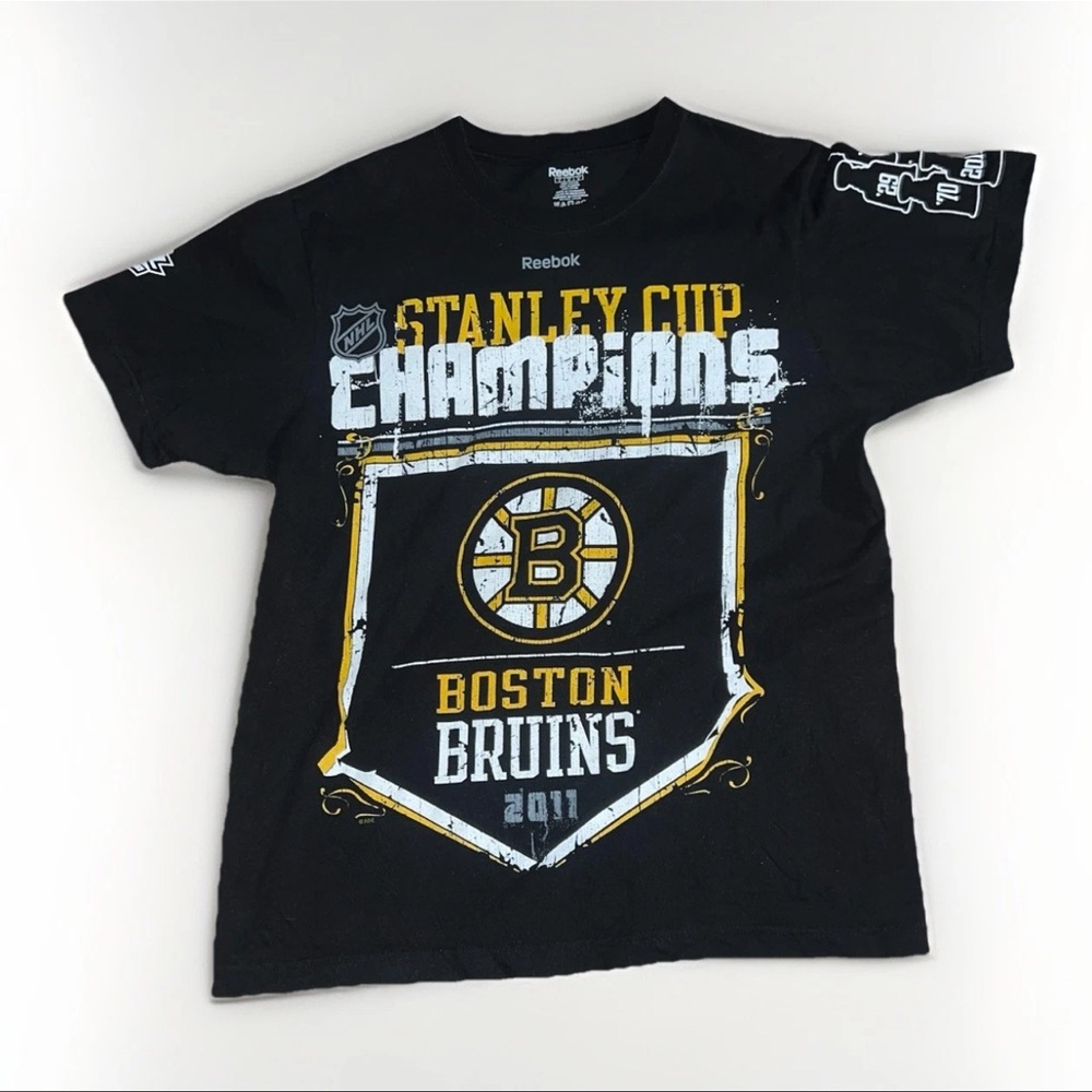 Reebok Boston Bruins Stanley Cup Champions T Shirt Men’s Large Black AOP